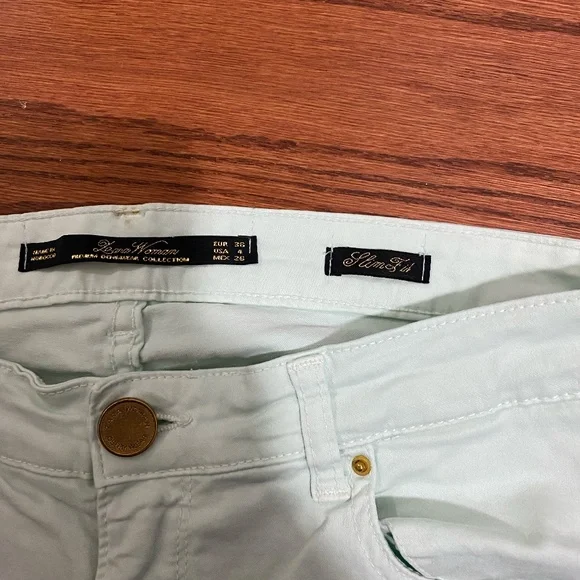 Zara Light Mint Jeans - Picture 2 of 4